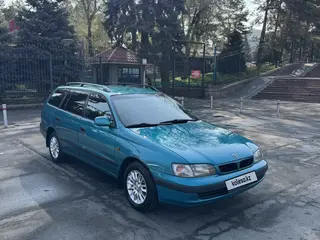 Toyota Carina E