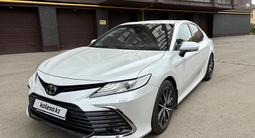 Toyota Camry 2021 года за 18 200 000 тг. в Уральск