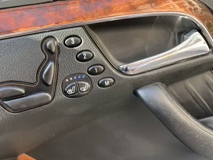 Mercedes-Benz S 500 2003 года за 5 000 000 тг. в Астана – фото 12