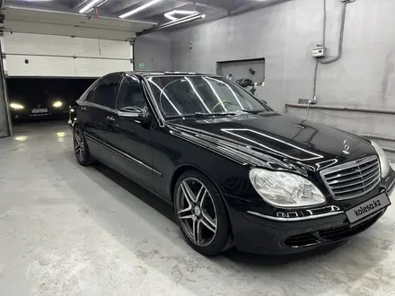 Mercedes-Benz S 500 2003 года за 5 000 000 тг. в Астана – фото 17