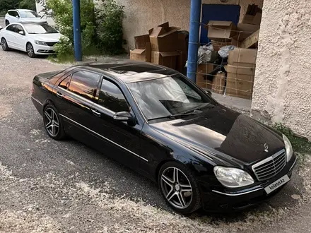 Mercedes-Benz S 500 2003 года за 5 000 000 тг. в Астана – фото 20