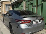Toyota Camry 2020 года за 9 700 000 тг. в Шымкент – фото 3