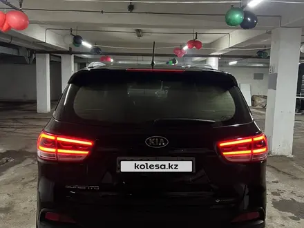 Kia Sorento 2015 года за 10 500 000 тг. в Астана – фото 4