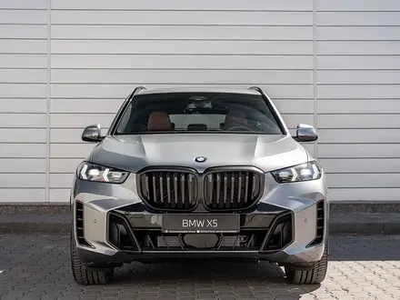 BMW X5 XDrive 40i 2025 года за 75 247 459 тг. в Шымкент – фото 2