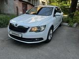 Skoda Superb 2014 года за 6 500 000 тг. в Алматы – фото 2