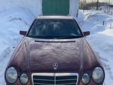 Mercedes-Benz E 200 1998 года за 3 850 000 тг. в Кокшетау – фото 2