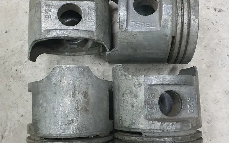 Поршни (комплект) за 15 000 тг. в Алматы