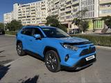 Toyota RAV4 2020 года за 14 500 000 тг. в Актау – фото 2