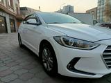 Hyundai Elantra 2017 годаfor7 200 000 тг. в Алматы