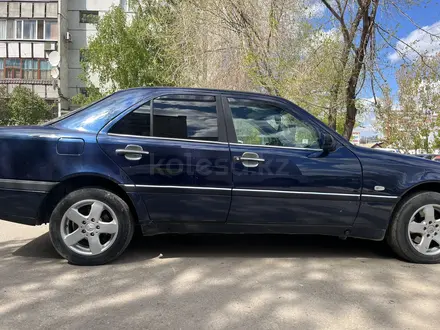 Mercedes-Benz C 180 1995 года за 2 550 000 тг. в Костанай – фото 4