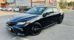 Toyota Camry 2021 года за 13 500 000 тг. в Алматы – фото 4