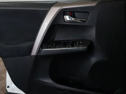 Toyota RAV4 2018 года за 12 640 000 тг. в Шымкент – фото 18