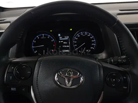 Toyota RAV4 2018 года за 12 640 000 тг. в Шымкент – фото 16