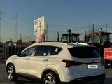 Hyundai Santa Fe 2022 года за 17 200 000 тг. в Шымкент – фото 4