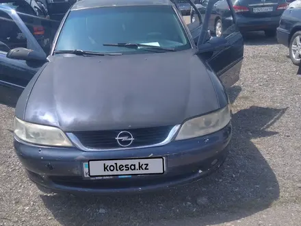 Opel Vectra 2001 года за 1 500 000 тг. в Алматы