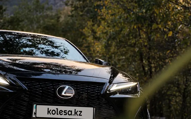 Lexus IS 300 2023 года за 25 000 000 тг. в Алматы