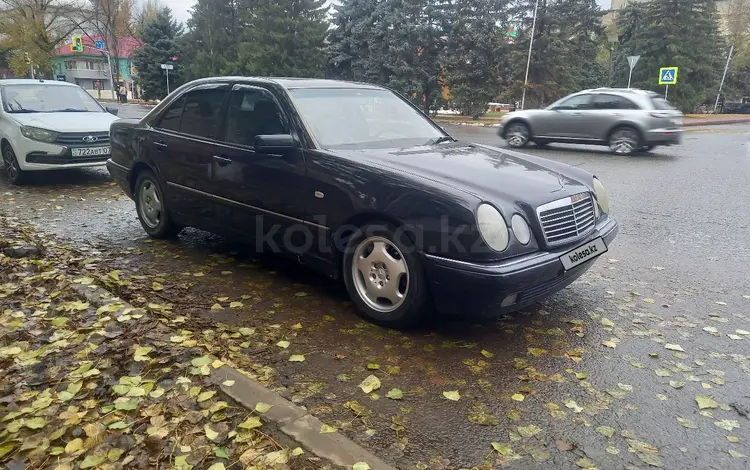 Mercedes-Benz E 320 1998 годаүшін3 000 000 тг. в Уральск