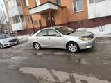 Toyota Camry 2004 годаүшін5 800 000 тг. в Астана – фото 2