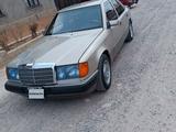 Mercedes-Benz E 200 1991 года за 1 800 000 тг. в Шымкент – фото 3