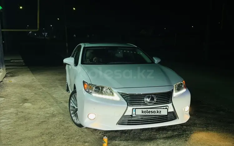 Lexus ES 350 2014 годаfor12 500 000 тг. в Актау