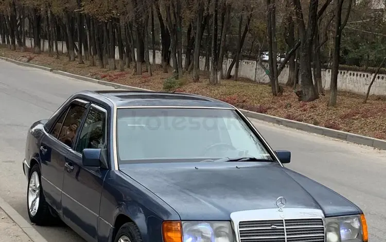 Mercedes-Benz E 230 1990 года за 2 000 000 тг. в Алматы