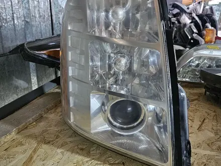 Фара правая за 105 000 тг. в Алматы
