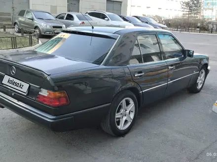 Mercedes-Benz E 260 1992 года за 1 600 000 тг. в Астана – фото 10