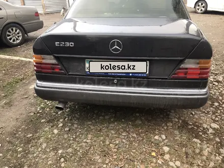 Mercedes-Benz E 230 1992 года за 1 700 000 тг. в Тараз – фото 9