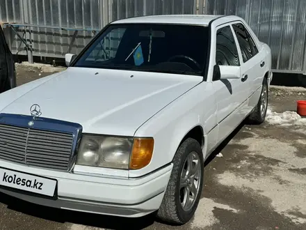 Mercedes-Benz E 230 1991 года за 1 400 000 тг. в Шымкент – фото 19