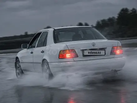 Mercedes-Benz E 230 1991 года за 1 400 000 тг. в Шымкент