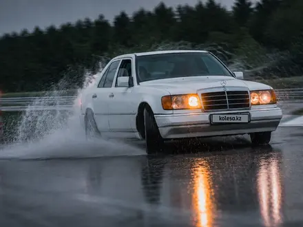 Mercedes-Benz E 230 1991 года за 1 400 000 тг. в Шымкент – фото 4