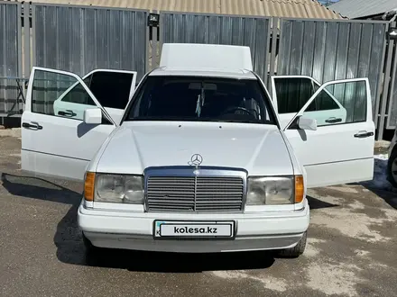 Mercedes-Benz E 230 1991 года за 1 400 000 тг. в Шымкент – фото 6