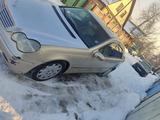 Mercedes-Benz C 240 2001 года за 2 800 000 тг. в Алматы – фото 4