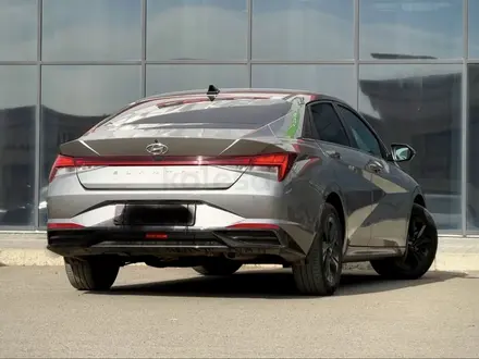 Hyundai Elantra 2021 года за 8 500 000 тг. в Караганда – фото 3
