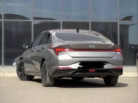 Hyundai Elantra 2021 года за 8 500 000 тг. в Караганда – фото 4