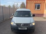 Volkswagen Caddy 2005 годаүшін3 900 000 тг. в Астана