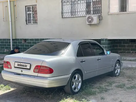 Mercedes-Benz E 280 1996 года за 3 000 000 тг. в Кызылорда – фото 3