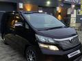 Toyota Vellfire 2010 года за 7 200 000 тг. в Атырау – фото 3