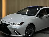Lexus ES 300h 2013 годаүшін10 800 000 тг. в Актау – фото 2