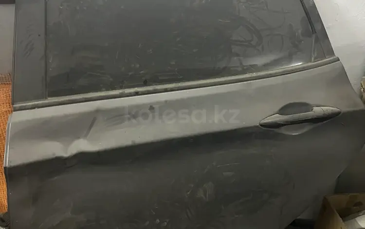 Hyundai Accent левая задняя дверьүшін60 000 тг. в Алматы