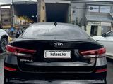 Kia Optima 2018 года за 5 000 000 тг. в Караганда – фото 4