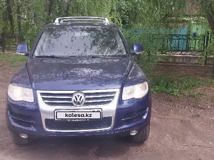 Volkswagen Touareg 2008 года за 5 500 000 тг. в Алматы – фото 2