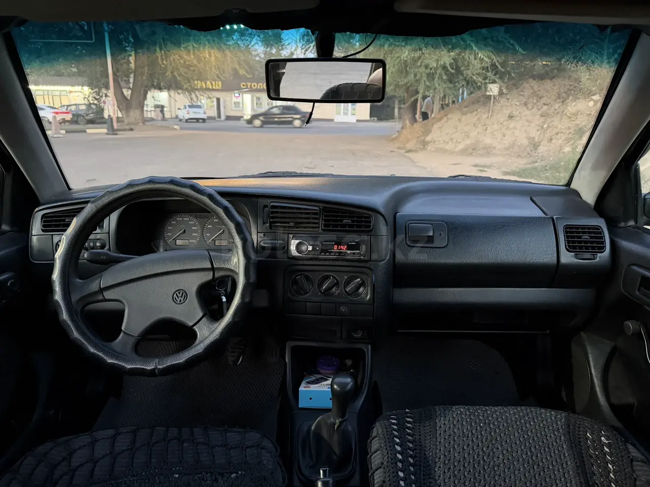 Volkswagen Golf, 1992