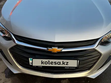 Chevrolet Onix 2024 года за 6 300 000 тг. в Алматы