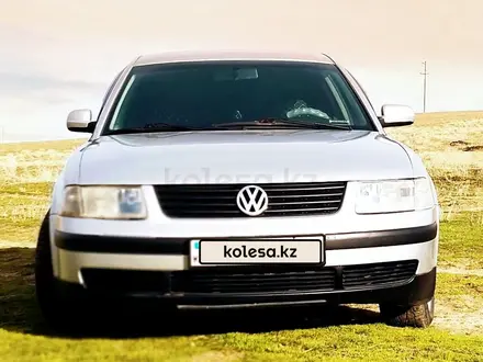 Volkswagen Passat 1997 года за 2 300 000 тг. в Шымкент – фото 2