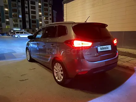 Kia Carens 2014 года за 7 700 000 тг. в Атырау – фото 2