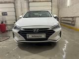 Hyundai Elantra 2019 года за 8 000 000 тг. в Астана – фото 2