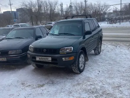 Toyota RAV4 1998 года за 3 200 000 тг. в Актобе – фото 3