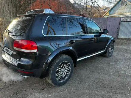 Volkswagen Touareg 2004 года за 3 850 000 тг. в Актобе – фото 5