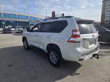 Toyota Land Cruiser Prado 2013 года за 14 900 000 тг. в Актобе – фото 4